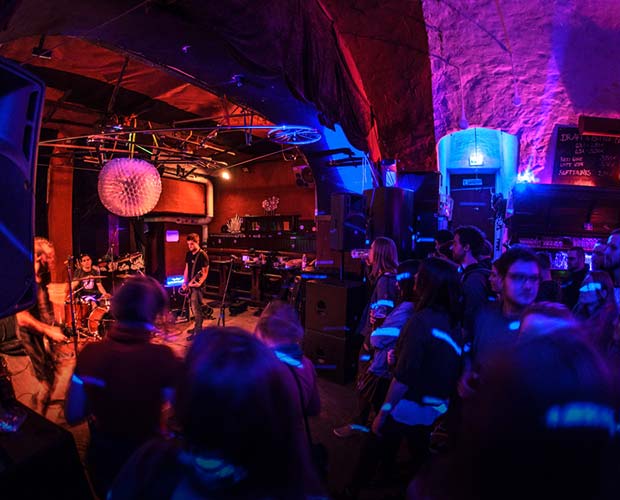 13. Januar – The Penske File Punkrock – White Rabbit Freiburg