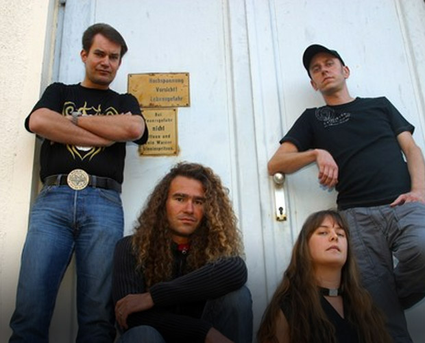 Frantic On March - Metal - Auggen