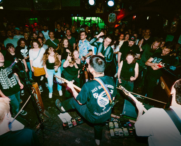 Shoreline - Punk Räng Teng Teng Freiburg
